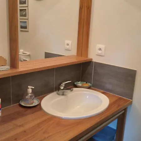 Dans Proprietee Privee * Laigne-en-Belin