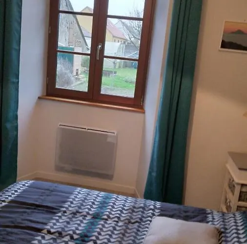 Dans Proprietee Privee * Laigne-en-Belin