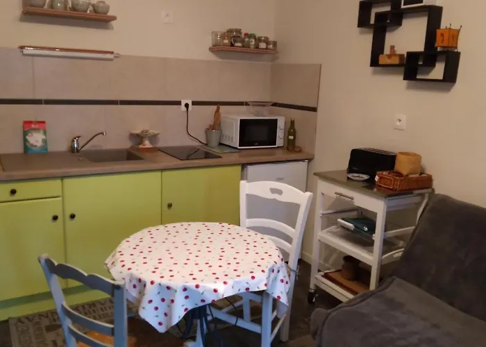 Dans Proprietee Privee Apartament