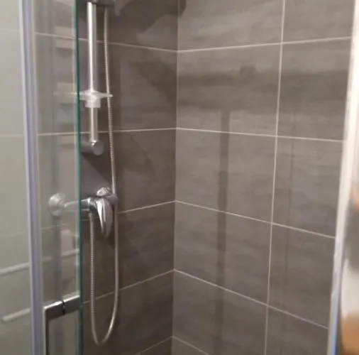 Dans Proprietee Privee * Laigne-en-Belin